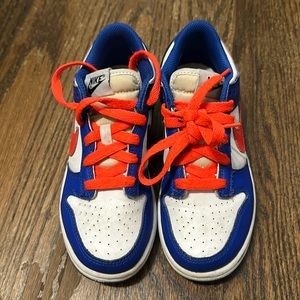 Crimson dunk kids size 2